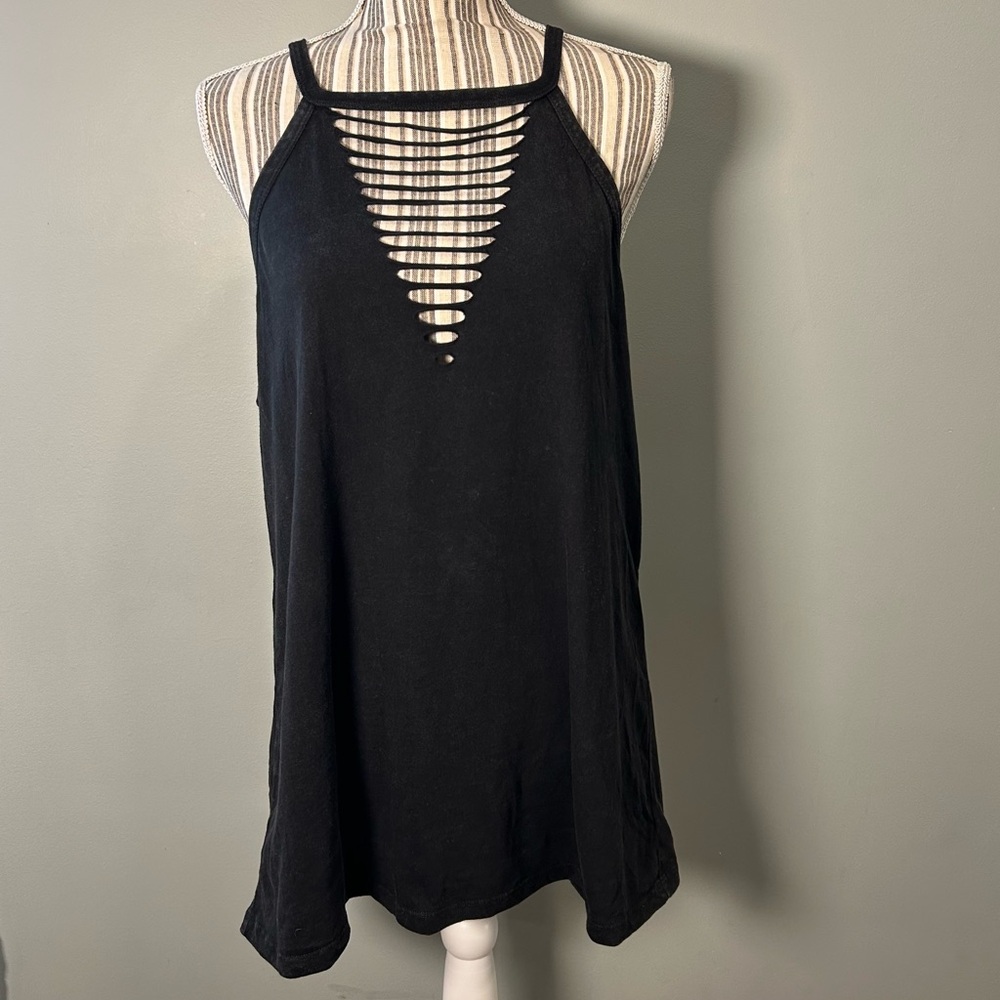 Heritage by Torrid Distressed Cutout Tank Top